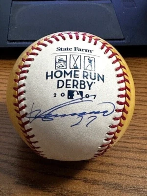 VLADIMIR GUERRERO SIGNED AUTOGRAPHED 2007 HOME RUN DERBY BASEBALL!  Angels  JSA! - Image 1 of 2