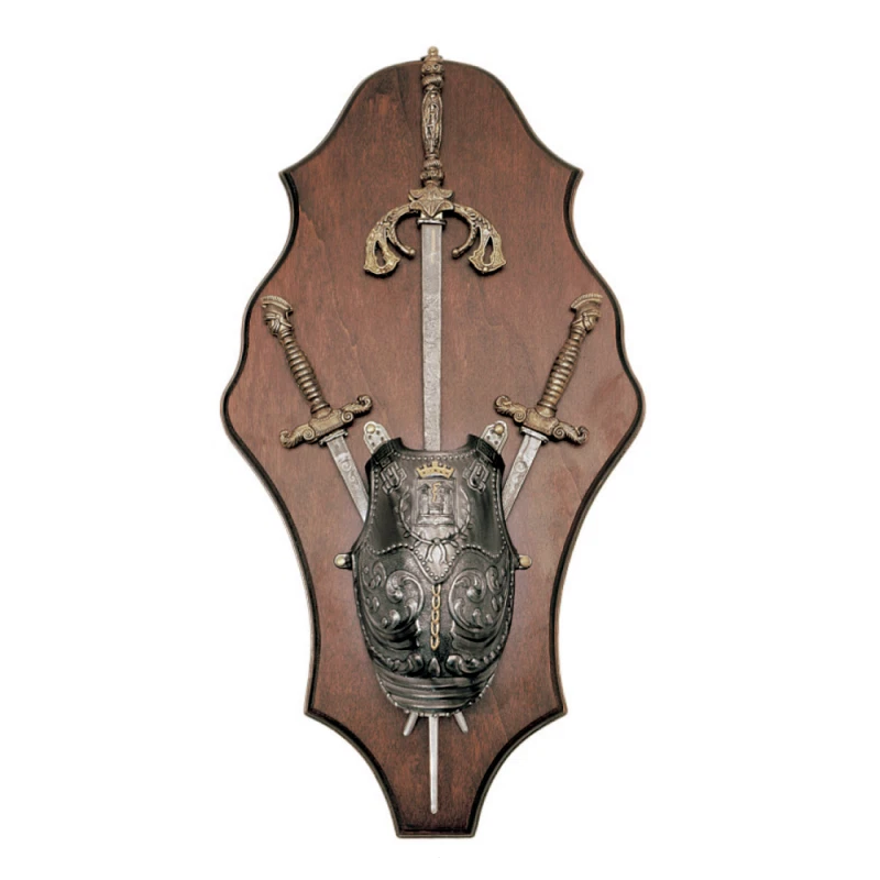 独特的 PANOPLATE 带 BREASTPLATE AND DAGGERS AG39/V.01 — 第 1/1 张图片