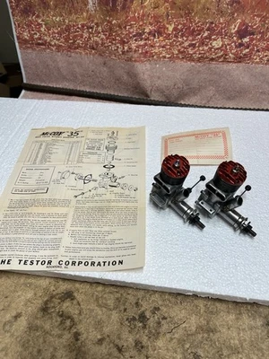2 motores de avión modelo acrobacias McCoy 35 Red Head de colección tal vez nunca usados Foto 1 de 4