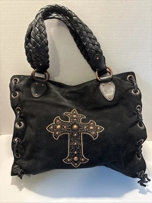Bolso de Mano Scully Negro con Diseño Tachonado Cruzado y Asas Trenzadas Foto 1 de 4