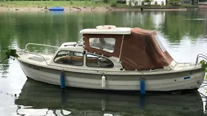 Klassisches Motorboot SAGA 20 Spitzgatter, Verdränger, L 6m10, B 2m10 - Bild 1 von 5