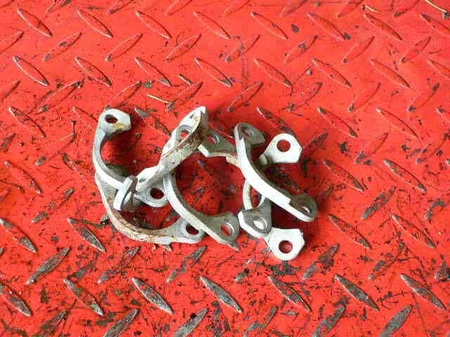 06 Piezas de abrazadera de cabezal Kawasaki Concours ZG1000 Foto 1 de 1