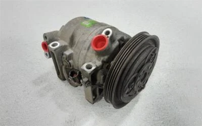 Compresor de aire acondicionado usado se adapta a: Nissan Xterra 2004 6 cilindros desde 9/99 grado A Foto 1 de 4