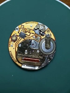 Hamilton 740 Quartz Watch Movement - For Repair - Picture 1 of 2