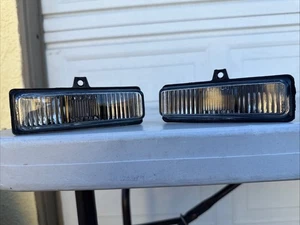 1993-1997 Chevy Camaro RS Z28 LH RH FOG LIGHT GM - Picture 1 of 9
