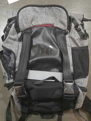 Mochila Acer Predator Foto 1 de 3