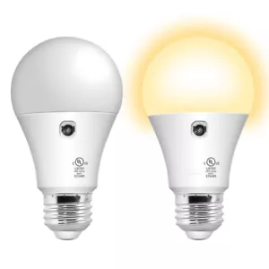 LED Auto Sensor Light Lamp Dusk To Dawn Bulb A19 LED Automatic On/Off 800 Lumen - Picture 1 of 7