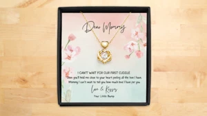 Heart knot Necklace - Picture 1 of 13