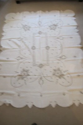 TABLECLOTH LINEN ART NOUVEAU RECTANGLE 213x164cms SCALLOPED FLORAL EMBROIDERED - Image 1 of 4