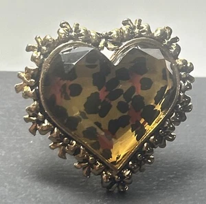 Betsey Johnson Ring Leopardenmuster Herz goldfarben Größe 7 signiert - Bild 1 von 4