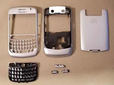NUEVO Blackberry Carcasa Completa Marco Teclado Batería Puerta CURVA 8900 Jabalina PLATEADO Foto 1 de 4