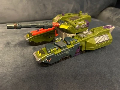 Transformers 2001 Takara Megatron Hasbro Green Tank - Image 1 of 4