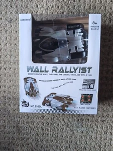 Wall Rallyist Kids Remote Control Car - No. 9920L - Picture 1 of 2