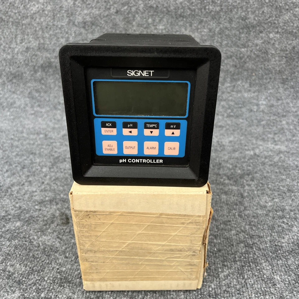 Signet Scientific 3-9750-21 3975021 Ph Controller New  - Image 1 of 4