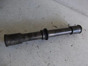 KAWASAKI ZZR1100 FRONT WHEEL SPINDLE ZZR1100 D MODEL - Picture 1 of 3