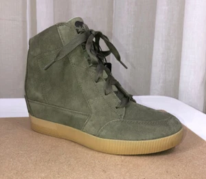 NEW SOREL Out N About Wedge II Waterproof Sneaker Boot US 9 Stone Green/Sea Salt - Picture 1 of 21