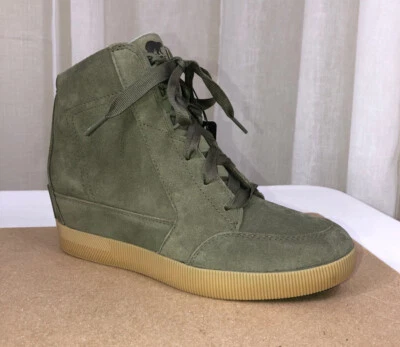 NEW SOREL Out N About Wedge II Waterproof Sneaker Boot US 9 Stone Green/Sea Salt - Image 1 of 4
