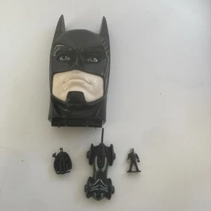 Batman DC Comics 1995 - Micro Machine Mighty Max Polly Pocket Batmobile Figur - Bild 1 von 8
