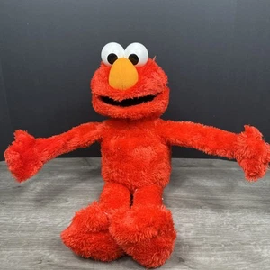 Hasbro Sesamstraße Plüsch Big Hugs Me Elmo 2012 groß 22 Zoll A4256 spricht & singt - Bild 1 von 10