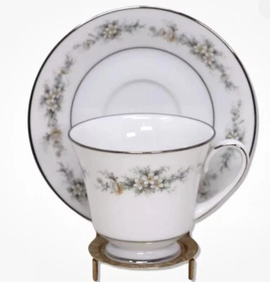 Noritake Contemporary Melissa 3080 Coffee Tea Cups Saucer China Vintage 1980's