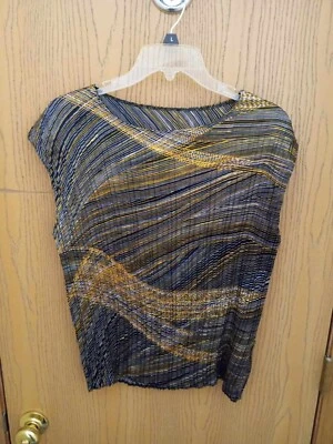 复古 Claudia Richard 金属弹力套衫衬衫,尺寸 M — 第 1/4 张图片