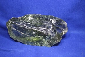 Green Slag Cullet Glass Crafts Garden Decor 8 LB Lot #10 - Picture 1 of 3