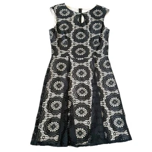 London Style Collection Dress Size-10 Black Circle Print Lace w/ Nude Lining - Picture 1 of 16