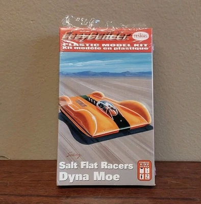 SALT FLAT RACERS - TESTORS - EASYBUILDER PLASTIC KIT - DYNA MOE - 1-32 - Image 1 of 3