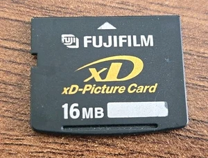 Fujifilm xD Picture Card 16MB For Olympus and Fujifilm Digital Cameras - Picture 1 of 1