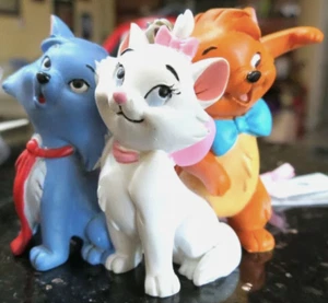 Disney Parks The Aristocats Marie Toulouse Berlioz handbemalte Figur - selten - Bild 1 von 6