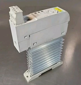 Siemens Contactor 3RF2320-1AA04 w/ Load Monitor 3RF2920-0FA08 LocXX - Picture 1 of 4