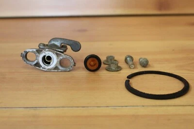 Honda CR250R CR250 CR125 CR500 CR480 Gas Fuel Tank Petcock Valve 16950-ML3-911 - Image 1 of 4