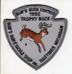 1992 BOB'S GUN & TACKLE BUCK CONTEST HASTINGS, MI. PATCH -MICHIGAN DEER-BEAR - Picture 1 of 1
