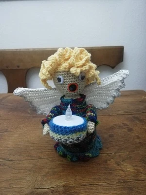Engel, gehäkelt, neu, mit Teelicht, Höhe ca. 10 cm - Bild 1 von 3
