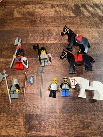 Fright Knight 6099 6047 6097 6031 Shield Knights Castle LEGO&reg; Minifigure Figure