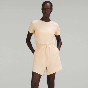 Lululemon Lightweight High-Neck Romper Prosecco cut out back Size 6 NWT - Picture 1 of 9