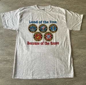 Vintage Jerzees Land of the Free Because of the Brave T-Shirt Medium USA - Picture 1 of 6