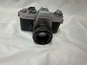 VINTAGE YASHICA  FX-1  35mm SLR CAMERA - Picture 1 of 5