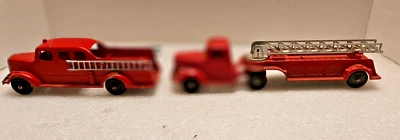 Tootsietoy 1947 Mack L 系列火泵和 1956 年 Mack L 系列钩和梯子 — 第 1/4 张图片