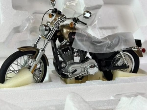 Factory Sealed Franklin Mint Harley Davidson 2004 Sportster Motorcycle B11C374 - Picture 1 of 8