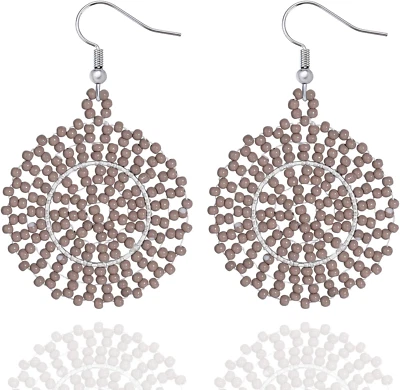 Candelabro de brinco com miçangas de sementes feitas à mão nativas  - Imagem 1 de 4