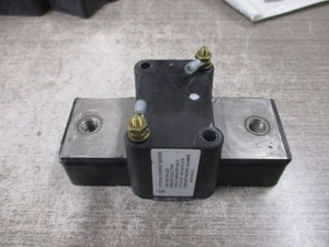 Sensor de corriente externo Westinghouse 1281C57G 01R 150A usado - Imagen 1 de 4