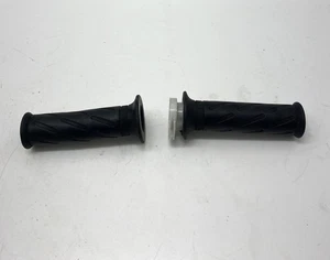 ♻️ Suzuki Gsxr600 2001 - 2003 K1 - K3 Gasrohr & Griffe ♻️ - Bild 1 von 8