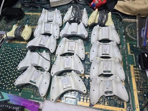 Microsoft Xbox DEFECTIVE DONOR Exact 3-Wire 360 13-Wireless Controllers-PARTS - Picture 1 of 20