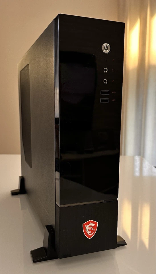 computer gaming msi + monitor gaming samsung - Immagine 1 di 3