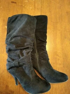 Charlotte Russe Women's Black Mid Calf Boots Faux Suede Size 6  A74  - Picture 1 of 10