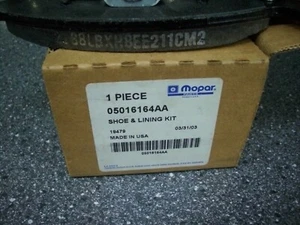 Original Mopar Bremsbeläge vorne Vorderachse 05016164AA CHRYSLER Stratus Sebring - Bild 1 von 2