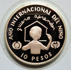 Dominican Rep. 1982 Silver 10 Pesos. International Year of Child (IYC). Proof - Picture 1 of 2