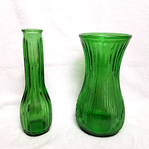 VINTAGE Hoosier Green Glass Vase Ribbed Design 4086-A and 4034 -20 USA - Picture 1 of 7