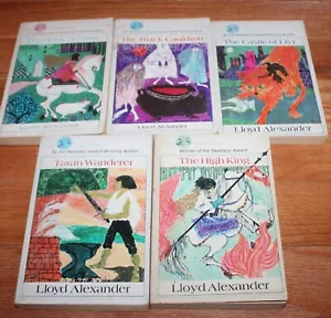 Prydain Chronicles by Lloyd Alexander - First Dell Printing Paperbacks of 1969 - Picture 1 of 3